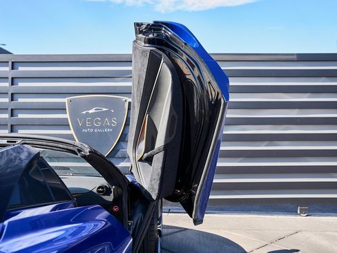 Used 2020 McLaren 720S Performance image 31