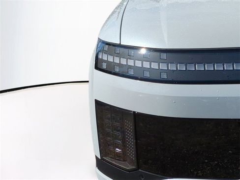 New 2026 Hyundai Ioniq 9 SE image 10