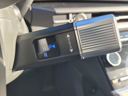 New 2026 Hyundai Santa Fe SE image 19