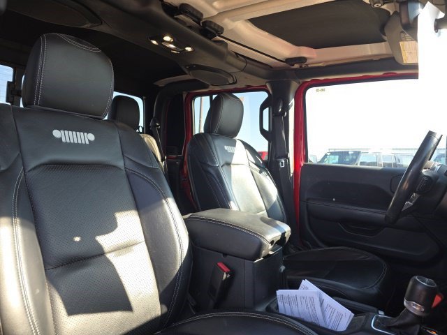 Used 2021 Jeep Gladiator Overland AWD/4WD image 13