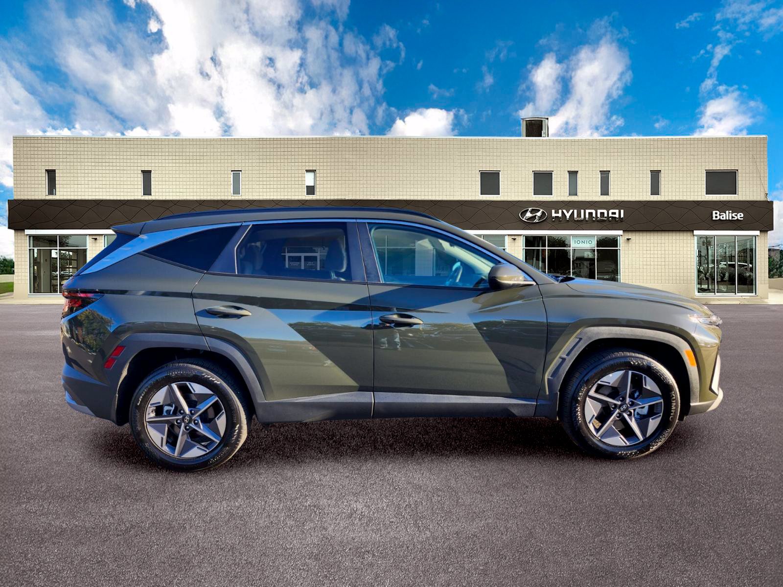 Certified 2026 Hyundai Tucson SEL AWD/4WD image 3
