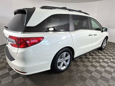 Used 2018 Honda Odyssey EX-L image 3
