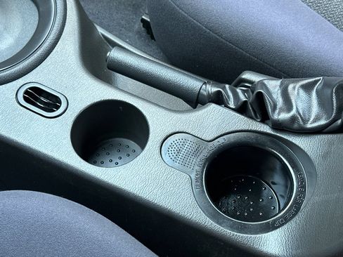 Used 2004 Ford Mustang Coupe RWD image 18