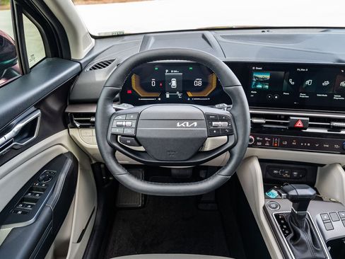 New 2026 Kia Sportage EX FWD image 20