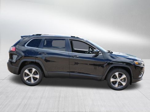 Used 2019 Jeep Cherokee Limited AWD/4WD image 8