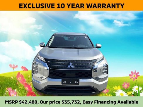 New 2025 Mitsubishi Outlander ES image 1