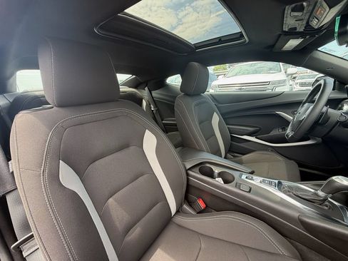 Used 2023 Chevrolet Camaro SS RWD image 21