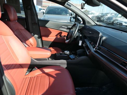 Used 2023 Kia Sportage SX Prestige image 28