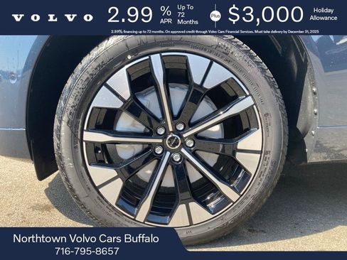 New 2026 Volvo XC60 B5 Plus w/ Climate Package image 8