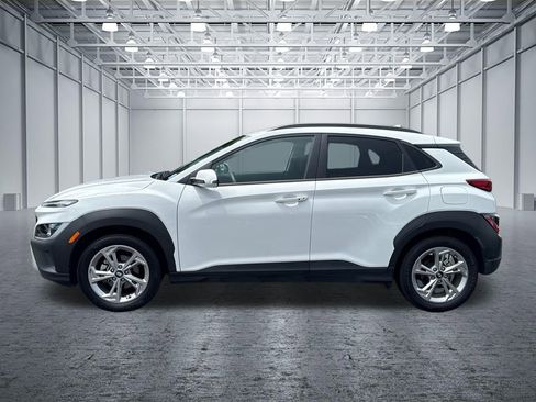 Used 2023 Hyundai Kona SEL w/ Cargo Package FWD image 4
