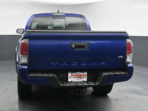 Used 2023 Toyota Tacoma TRD Sport w/ Advanced Technology Package AWD/4WD image 7