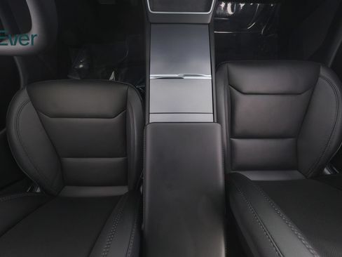 Used 2026 Tesla Model Y Long Range RWD image 27