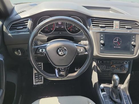 Used 2021 Volkswagen Tiguan SE R-Line FWD image 15