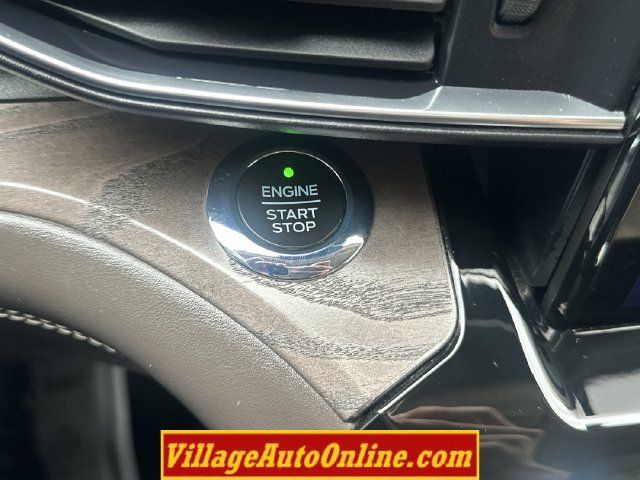 Used 2021 Ford Explorer Platinum w/ Equipment Group 601A AWD/4WD image 21