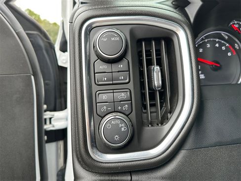 Used 2022 Chevrolet Silverado 1500 RST image 31