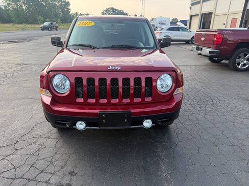 Used 2017 Jeep Patriot High Altitude AWD/4WD image 2