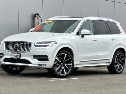 Used 2025 Volvo XC90 B5 Plus w/ Protection Package Premier