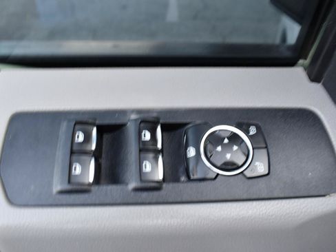Used 2019 Ford F250 XL w/ Power Equipment Group AWD/4WD image 33