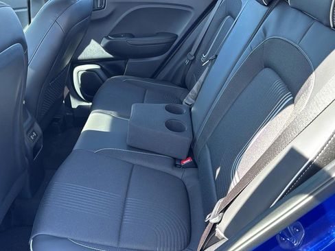 New 2024 Hyundai Venue Limited image 20