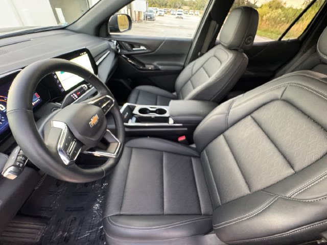 Used 2025 Chevrolet Equinox LT w/ Convenience Package II FWD image 29
