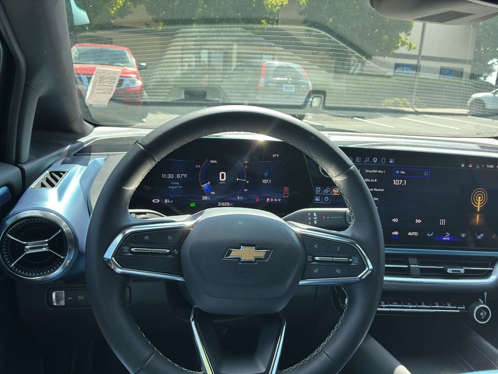 Used 2024 Chevrolet Equinox EV LT AWD/4WD image 24