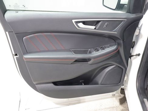 Used 2024 Ford Edge ST-Line AWD/4WD image 12