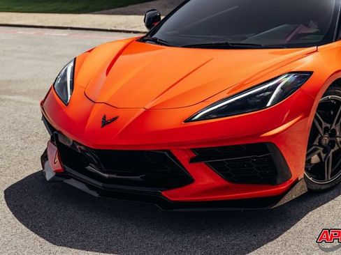 Used 2020 Chevrolet Corvette Stingray Coupe w/ 1LT RWD image 22