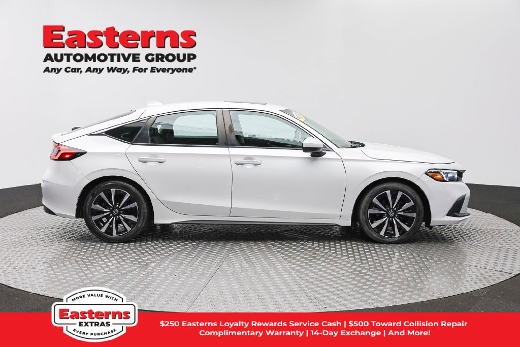 Used 2023 Honda Civic EX-L image 5