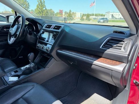 Used 2015 Subaru Outback 2.5i Limited image 19