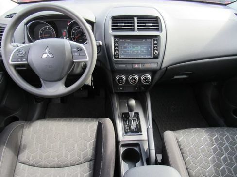 Used 2024 Mitsubishi Outlander Sport ES AWD/4WD image 14