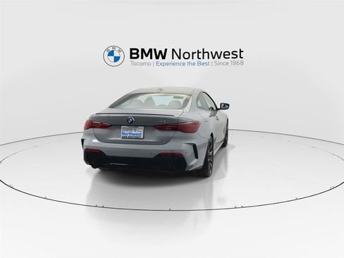 Used 2025 BMW 430i Coupe w/ M Sport Package image 2