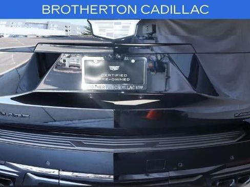 Used 2025 Cadillac Escalade V AWD/4WD image 16