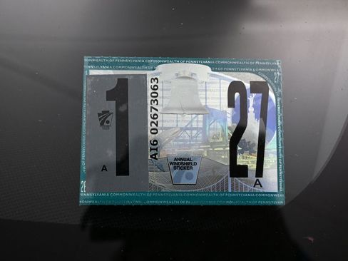 Used 2021 Tesla Model Y 2WD image 8