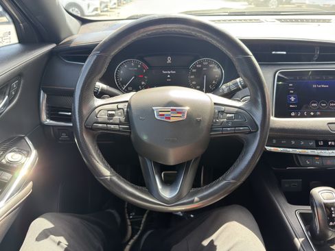 Used 2019 Cadillac XT4 Sport w/ Cold Weather Package FWD image 27