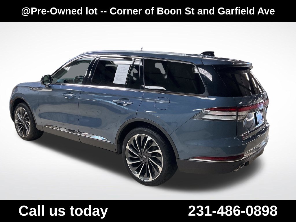 Used 2025 Lincoln Aviator Reserve w/ Equipment Group 201A AWD/4WD image 3