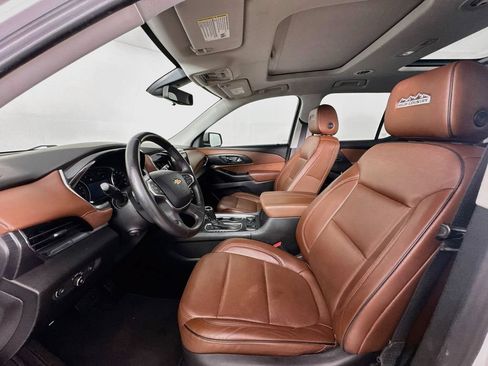 Used 2019 Chevrolet Traverse High Country AWD/4WD image 23