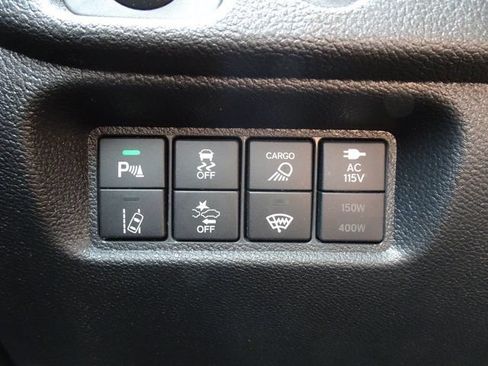 Used 2022 Honda Ridgeline Black Edition image 27
