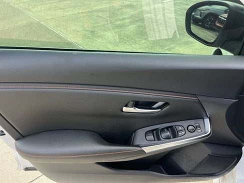 Used 2024 Nissan Sentra SR FWD image 12