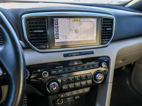 Used 2020 Kia Sportage SX image 31