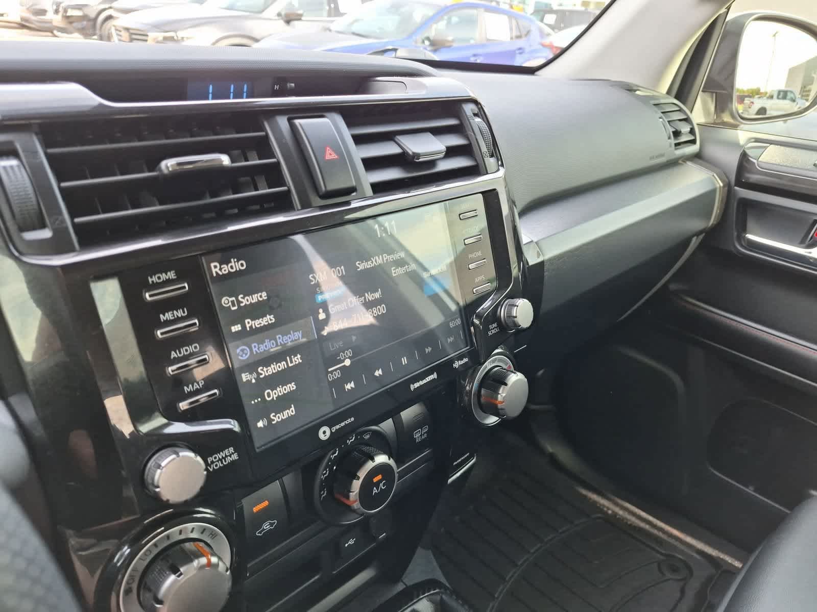 Used 2024 Toyota 4Runner TRD Off-Road Premium w/ Moonroof Package AWD/4WD image 29