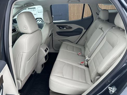 Used 2022 GMC Terrain Denali image 13