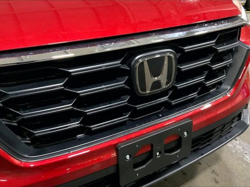 Used 2025 Honda CR-V LX image 29