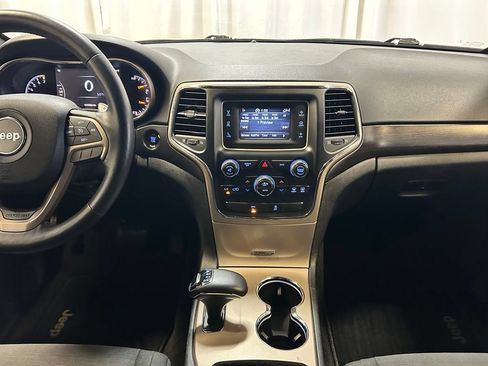 Used 2014 Jeep Grand Cherokee Laredo w/ Security & Convenience Group AWD/4WD image 14