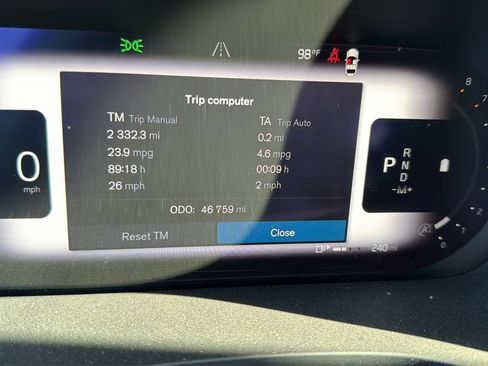 Used 2023 Volvo XC60 B5 Plus w/ Protection Package Premier FWD image 9