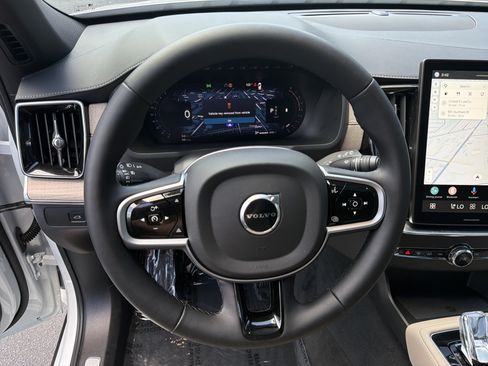 Certified 2026 Volvo XC90 B5 Plus w/ Protection Package Premier AWD/4WD image 18