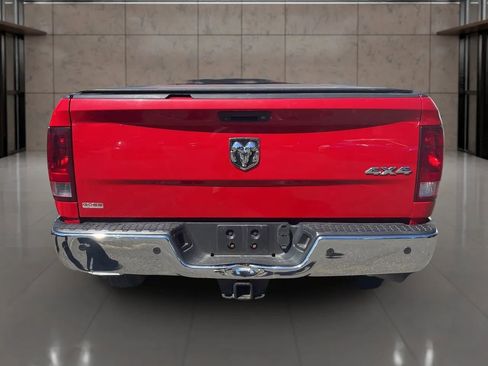 Used 2017 RAM 2500 Tradesman w/ Chrome Appearance Group image 3