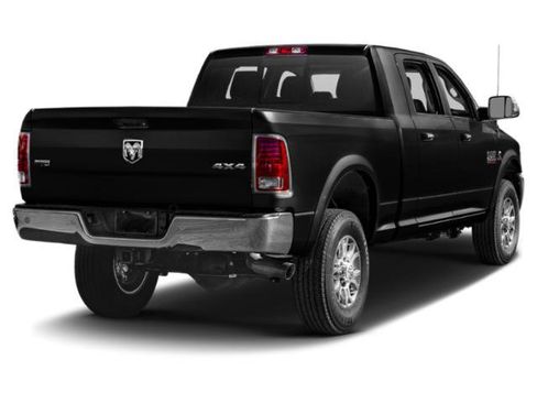 Used 2018 RAM 2500 Laramie w/ Sport Appearance Group AWD/4WD image 2