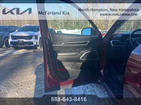 Used 2023 Kia Telluride S w/ S Sunroof Package image 12