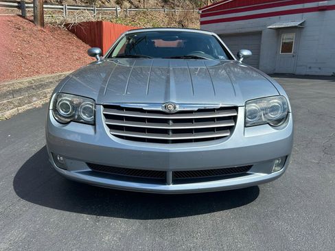 Used 2005 Chrysler Crossfire Limited image 17