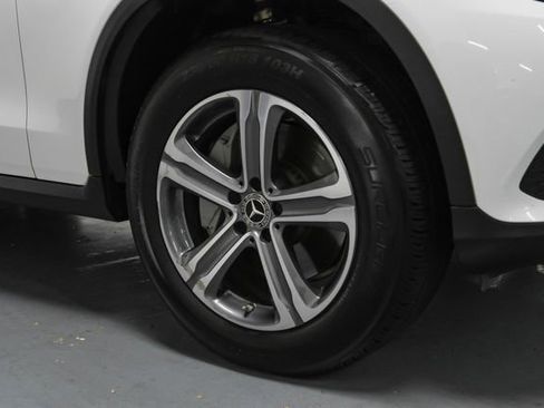 Used 2019 Mercedes-Benz GLC 300 w/ Premium Package image 52